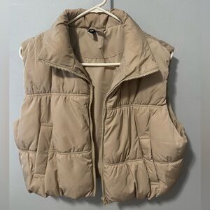 Cropped Puffer Vest
